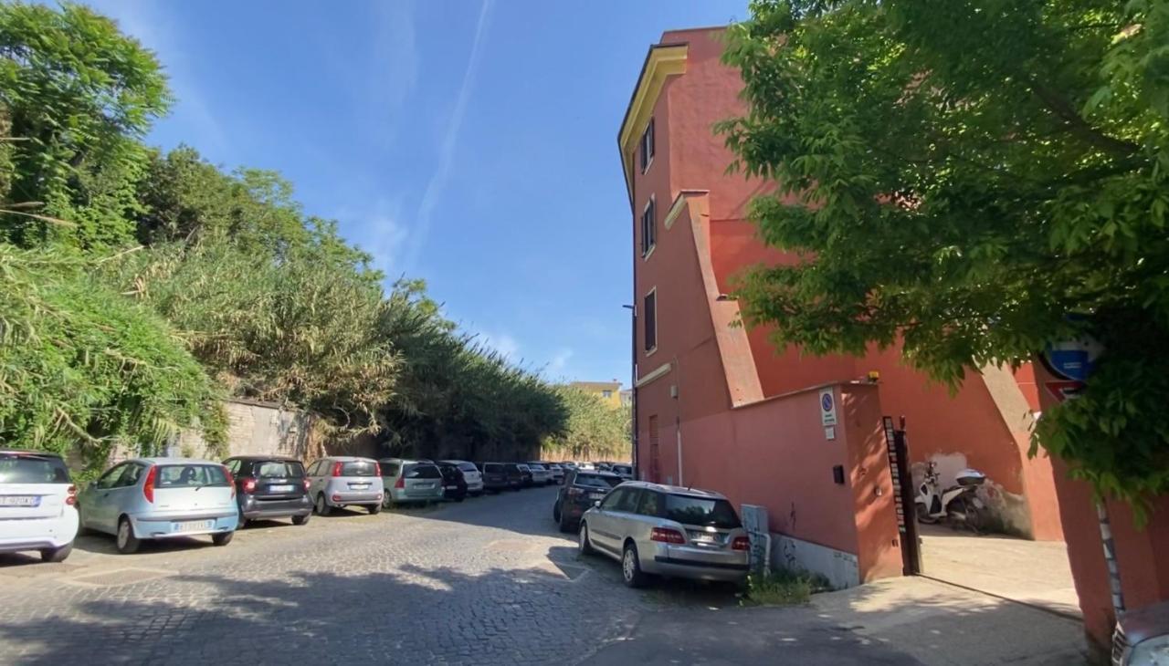Guest Art Trastevere Station With Ac Рим Екстер'єр фото
